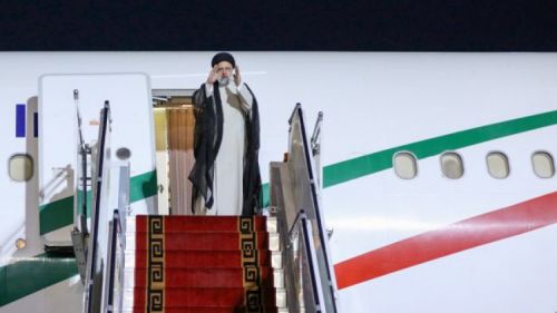 دکتر رئیسی پایتخت سریلانکا را به مقصد تهران ترک کرد